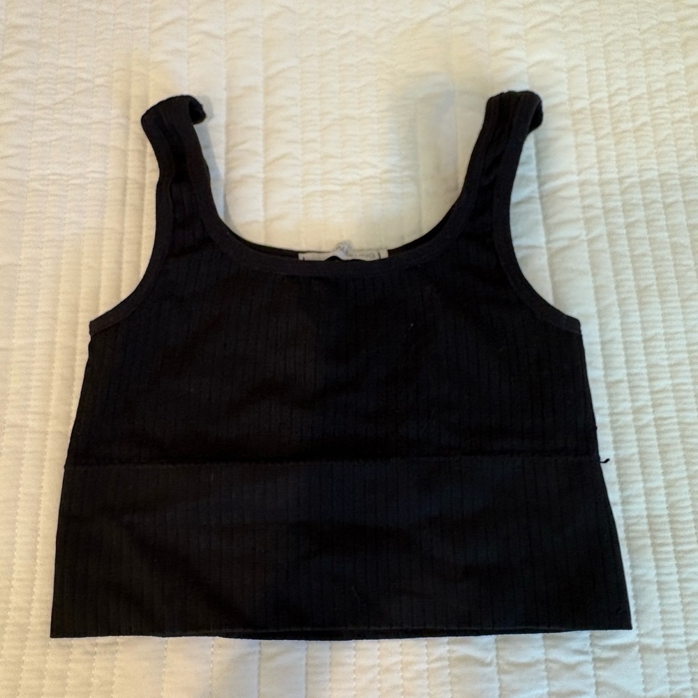 Sleek Black Ribbed Sleeveless Crop Top